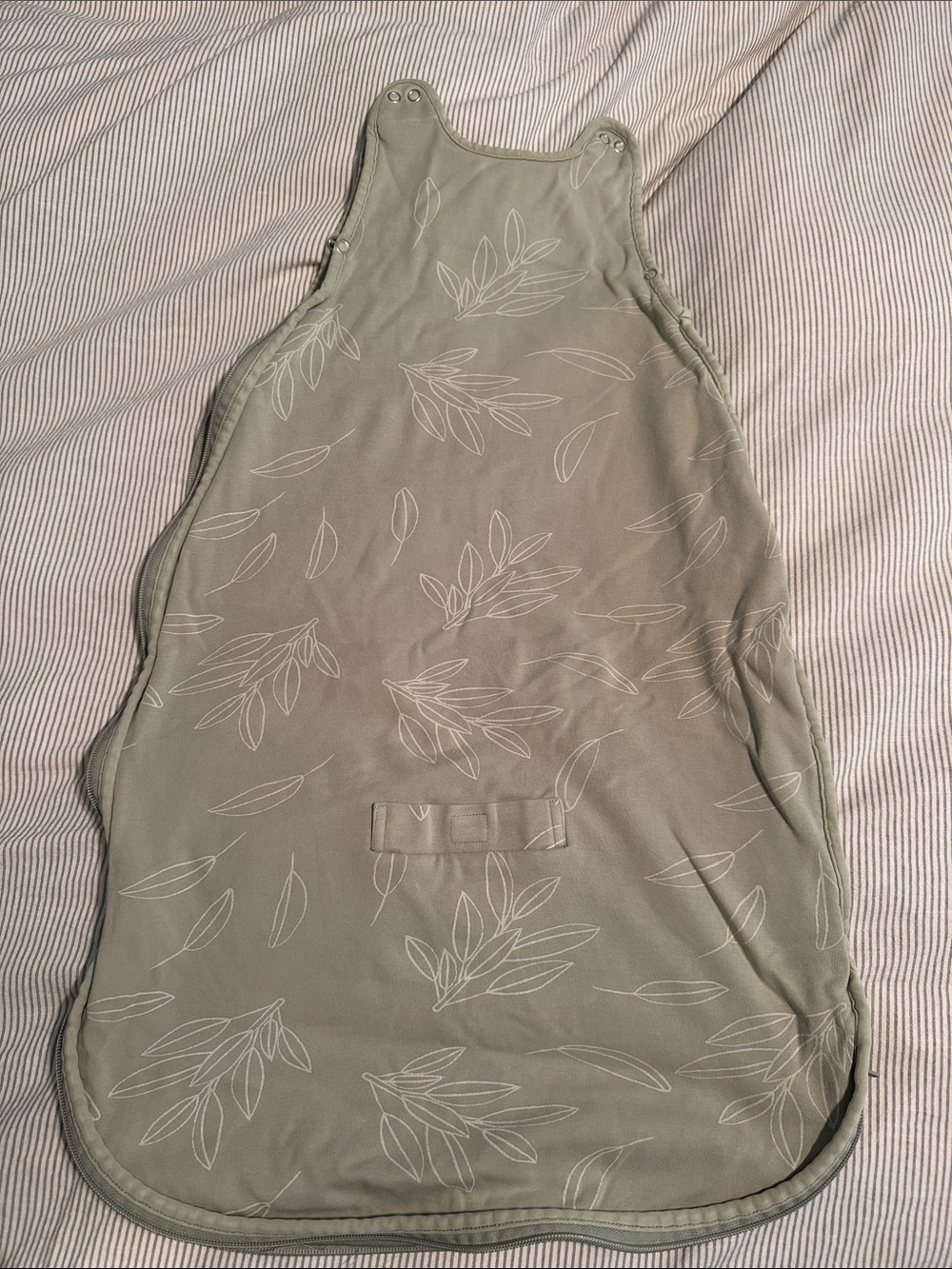 Woolino 2-24 Month Sleep Sack in Sage Green with Leaf Print